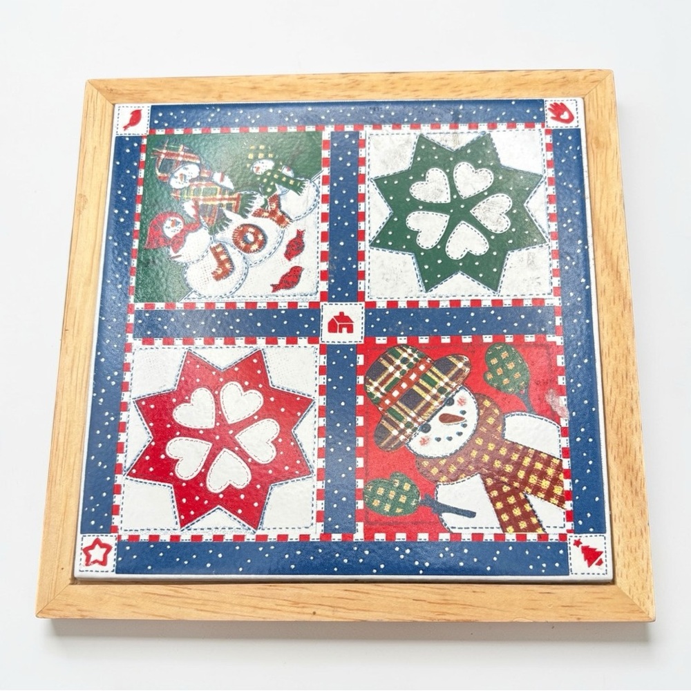 Hallmark Cards Christmas Ceramic Quilt Design With Wood Trim Trivet Vintage